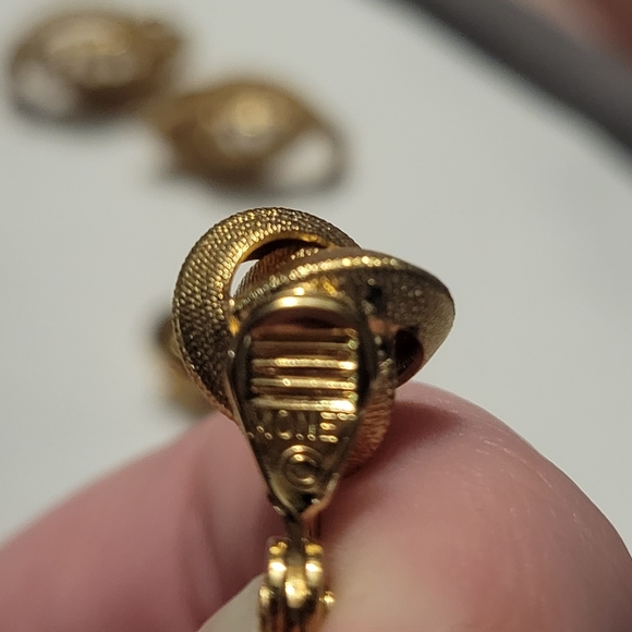 Vintage Clip-on Earring Set of 3 - Tradition and Monet 🍍 - Picture 3 of 7